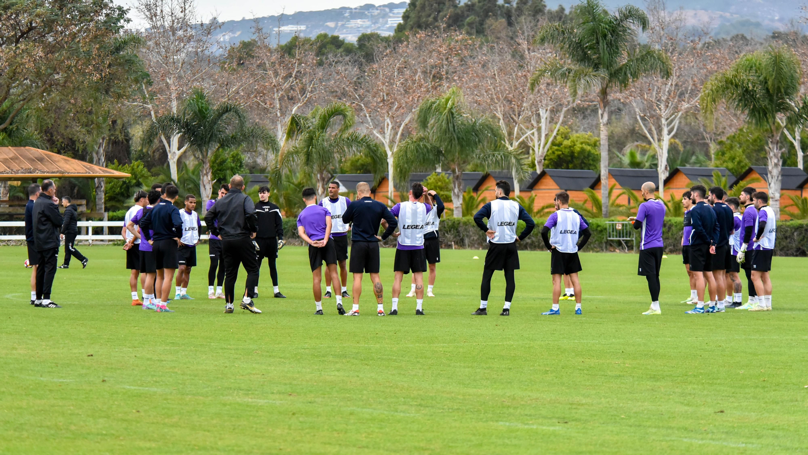 Fotos del entrenamiento de la Balona en Sotogrande antes del partido con el Manchego