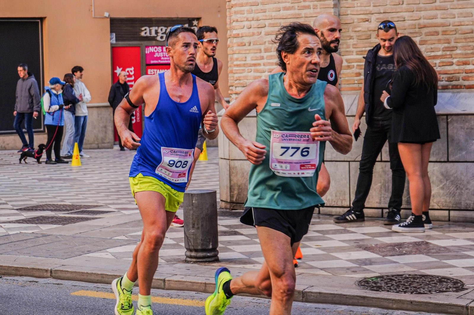 Las mejores imágenes de la X Carrera Universitaria de la UGR