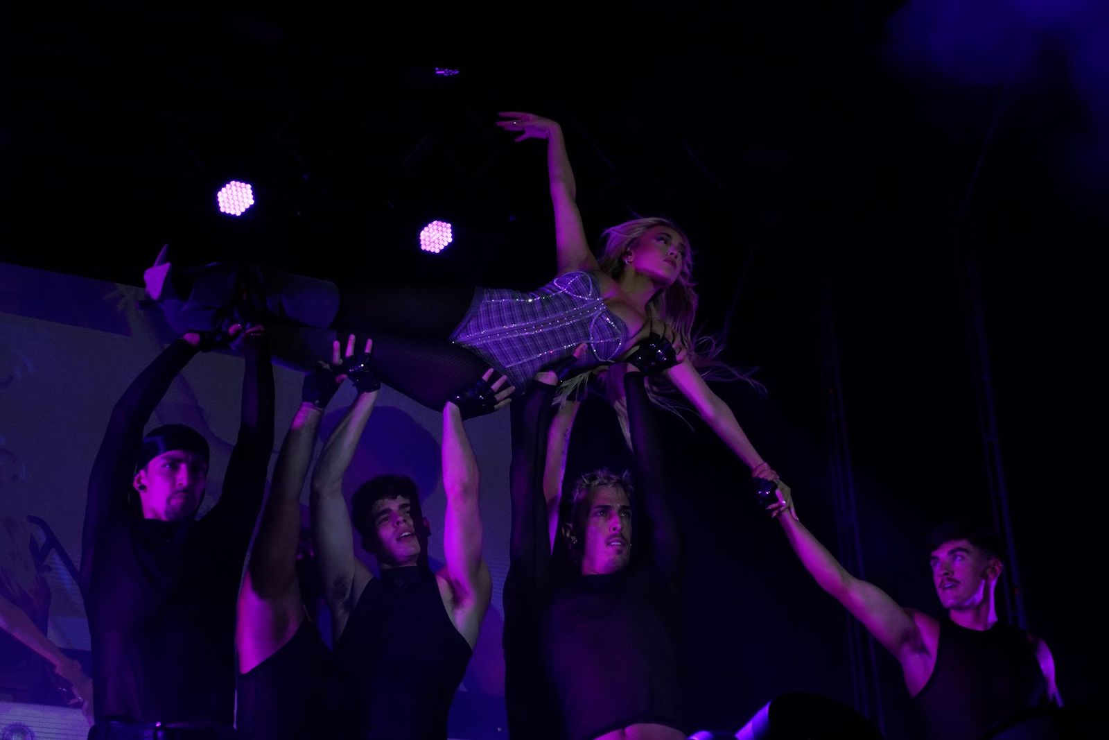 Las mejores imágenes del concierto de Ana Mena en Colombinas 2024