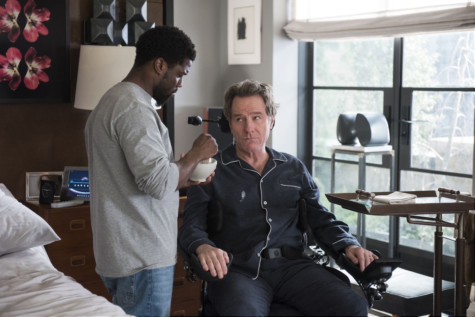 Bryan Cranston y Kevin Hart en 'The Upside'