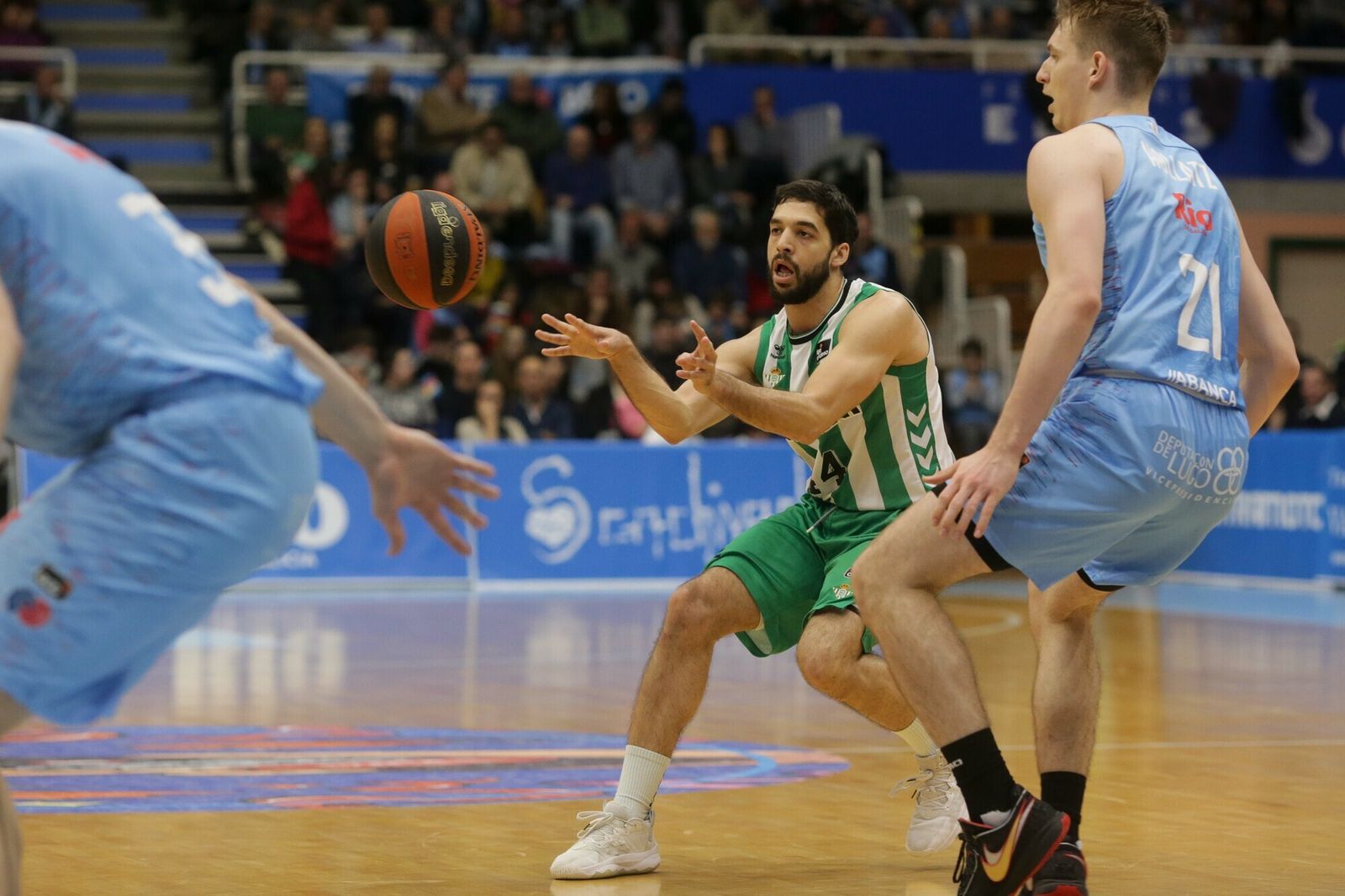 Las fotos del triunfo del Betis Baloncesto sobre el Breogán
