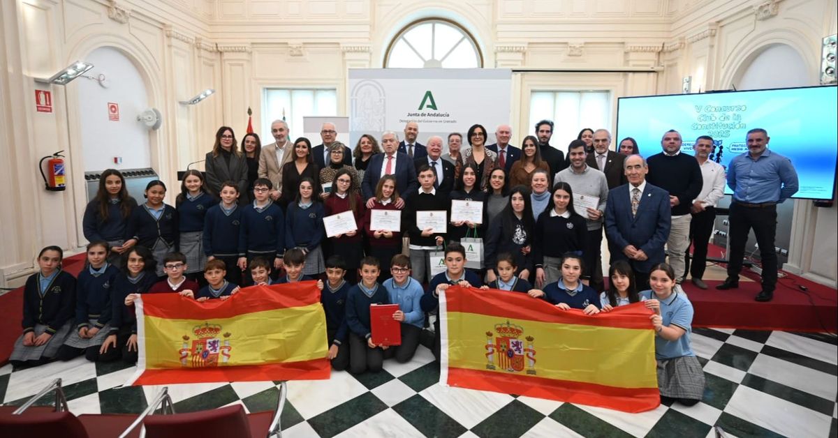 La comunidad educativa de Granada celebra el Día de los Derechos ...