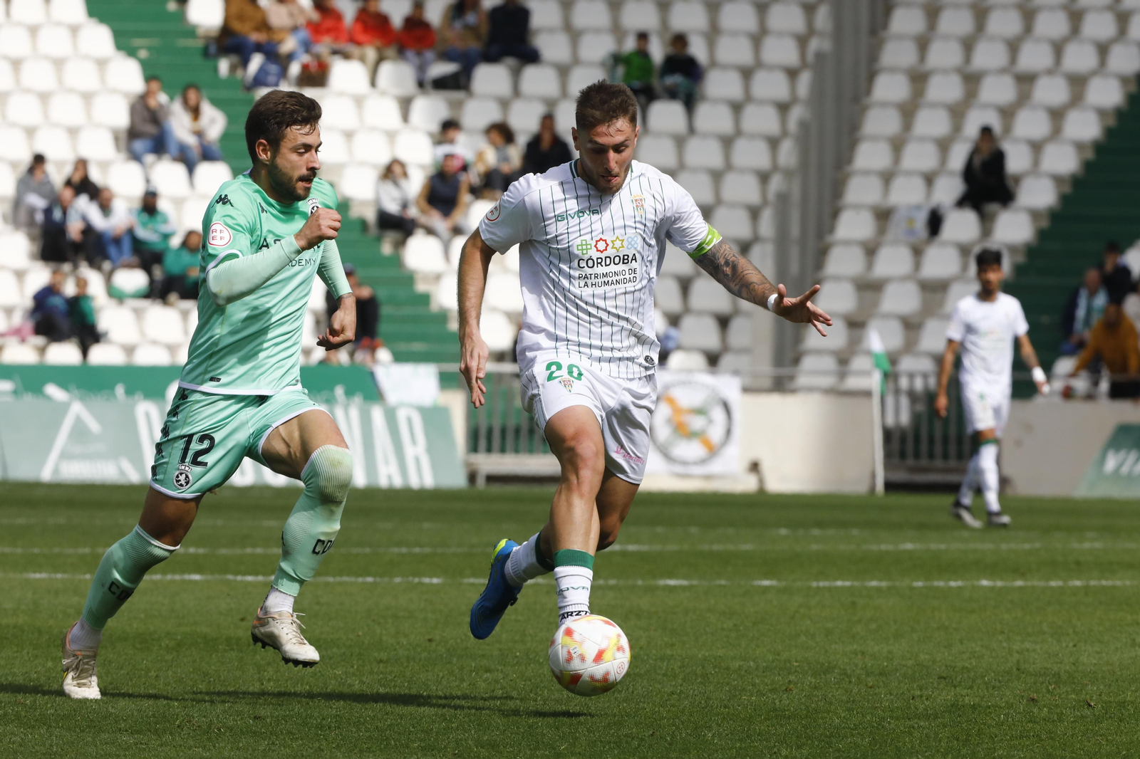 La victoria del Córdoba CF ante la Cultural Leonesa, en imágenes