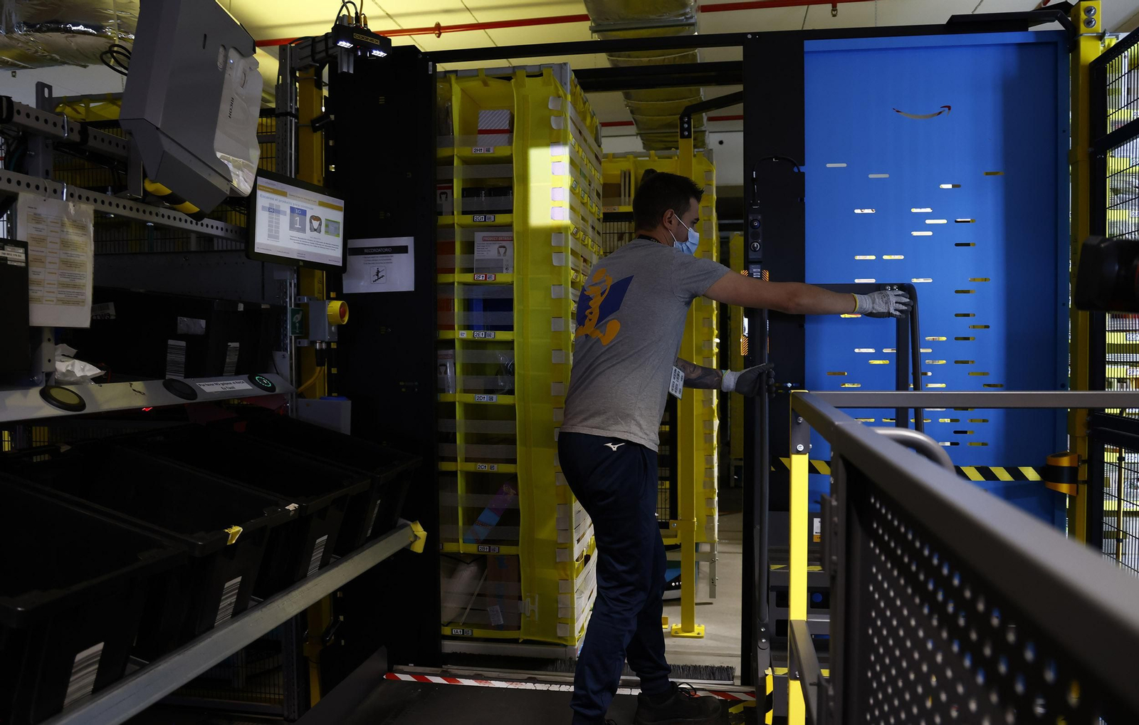 Visita a las instalaciones de Amazon en Sevilla