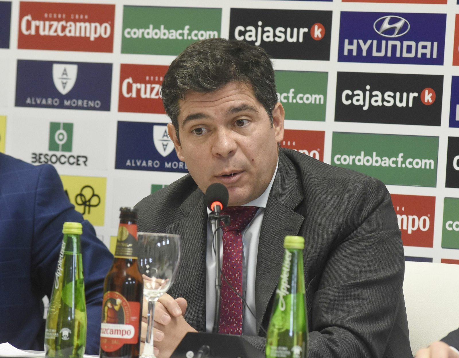 Francisco Estepa, en la rueda de prensa que ofrecieron los administradores judiciales.