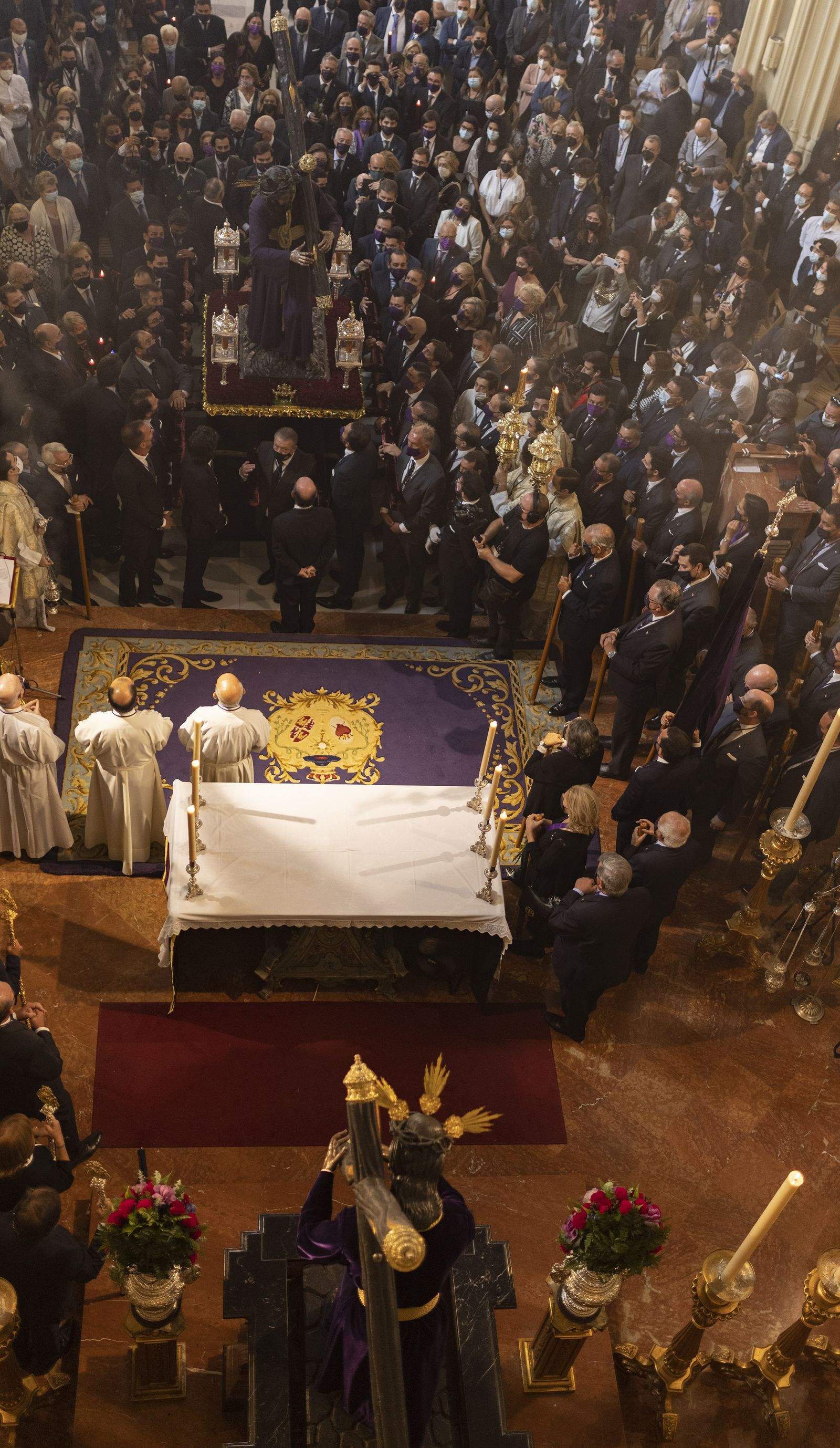 El Gran Poder ante el Cristo de Los Gitanos