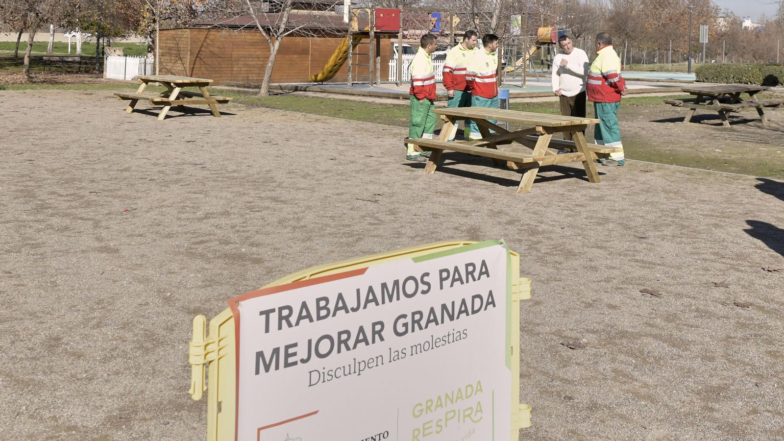 Intervención en uno de los parques de Granada.
