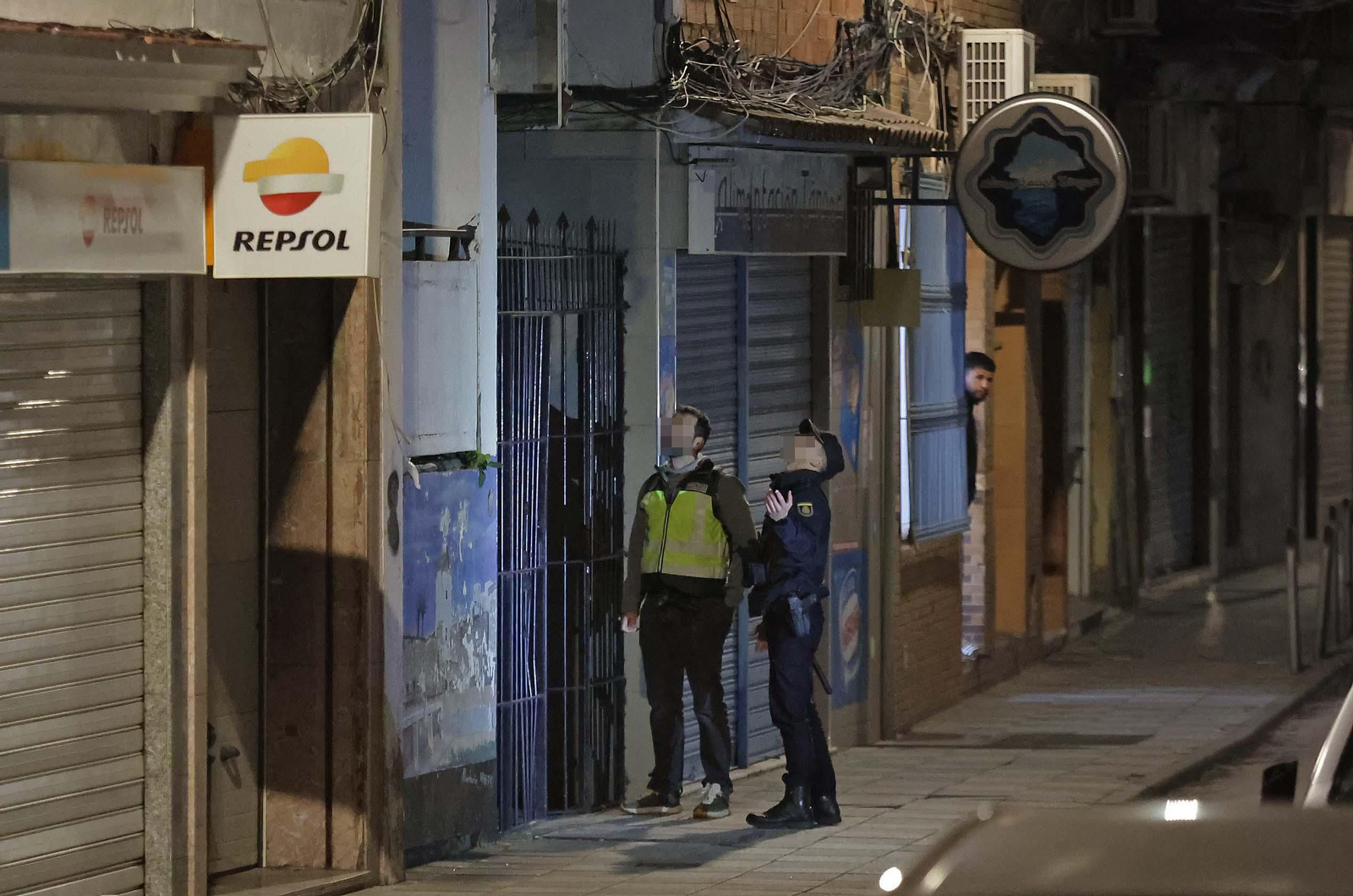 Fotos del despliegue de la Policía Nacional en el barrio de La Caridad de Algeciras