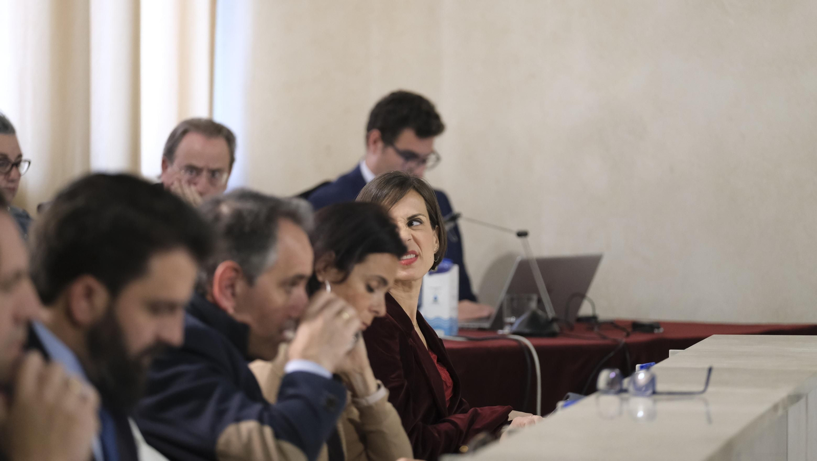 Imágenes del Pleno del Ayuntamiento de Almería sobre el estado de la Ciudad