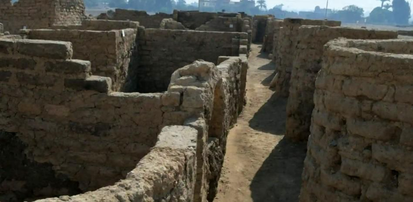 Restos arqueológicos en Lúxor Restos arqueológicos en Lúxor