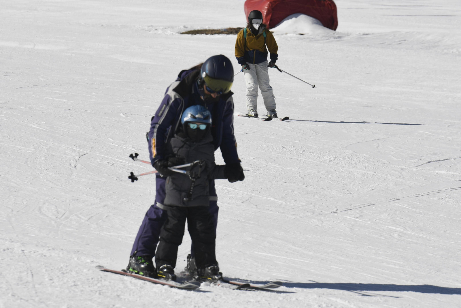 Fotos del último día de esquí en Sierra Nevada