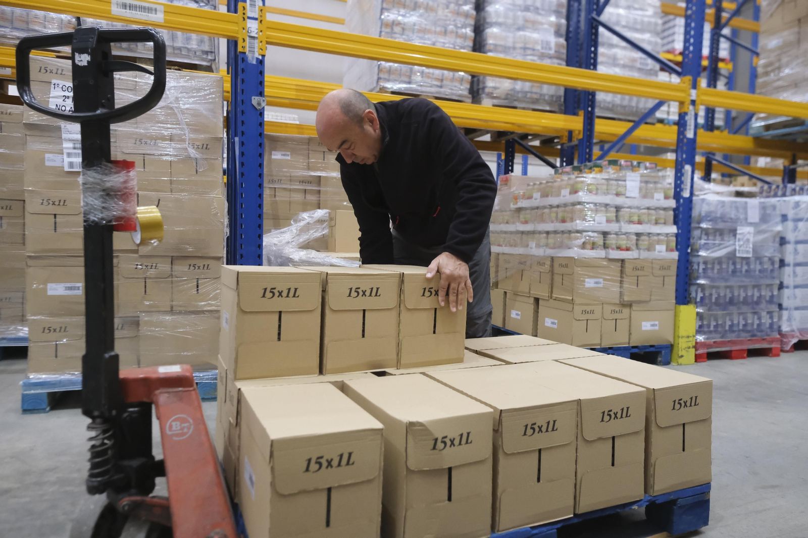 El inicio de la Gran Recogida 2022 del Banco de Alimentos de Córdoba, en imágenes