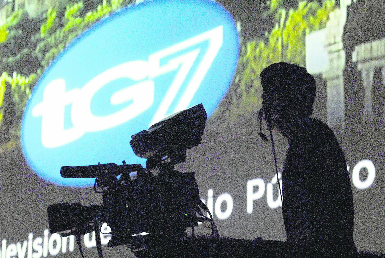 El alcalde ofrece a Vox que presida la comisión de control de TG7