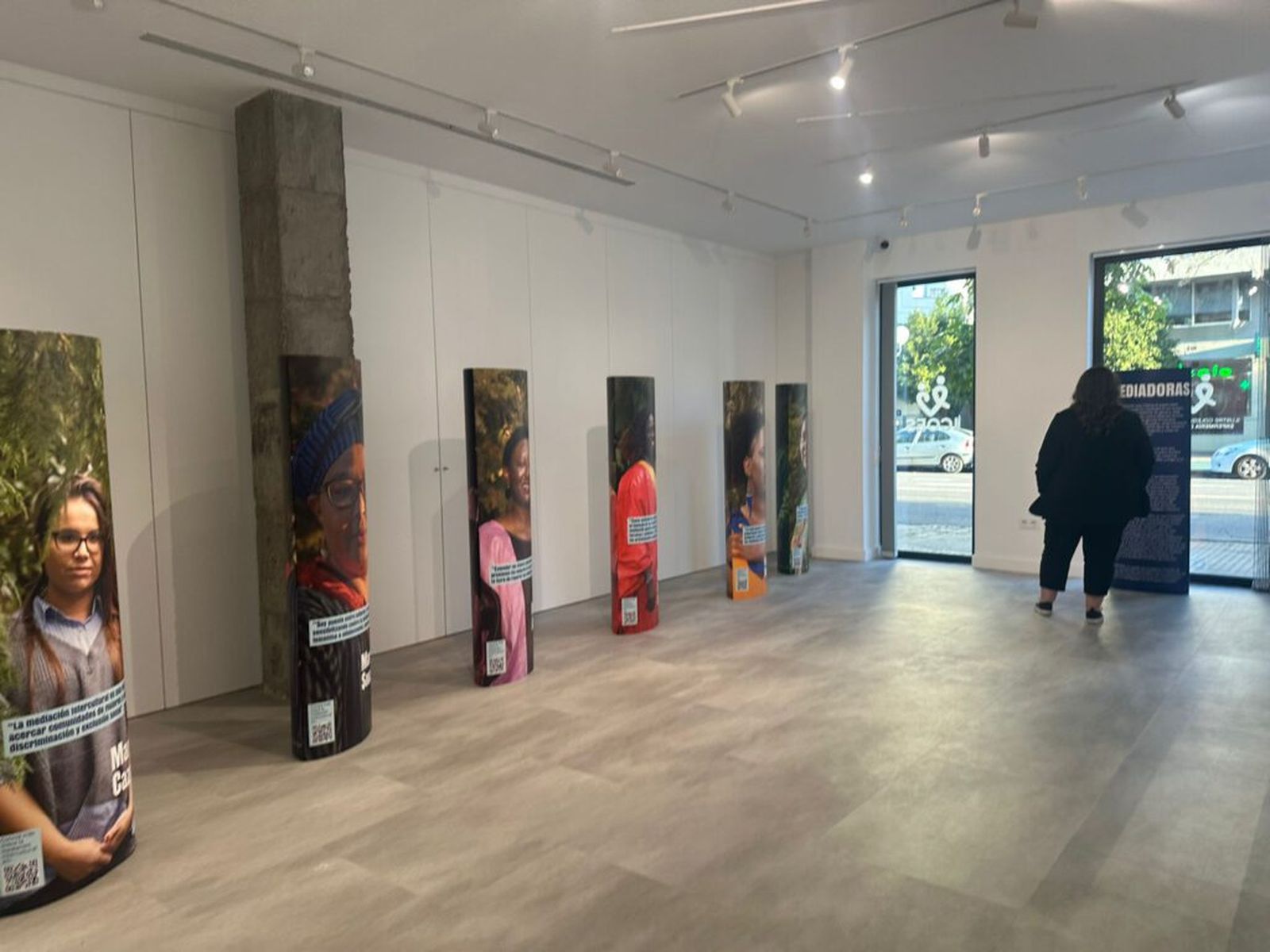 Una instantánea de la muestra en la sala de exposiciones del Colegio de Enfermería de Sevilla.