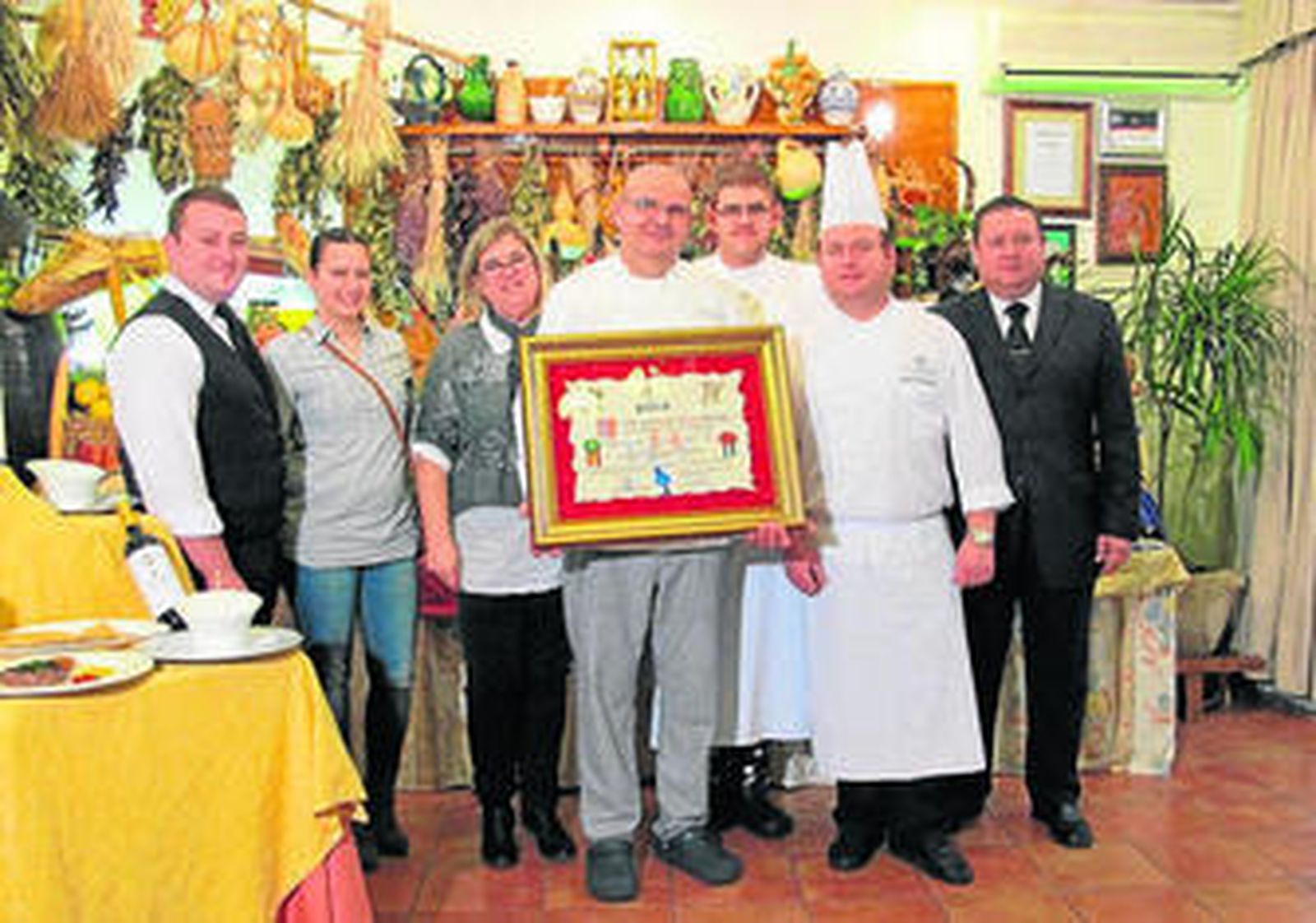 Isla Cristina deja buen sabor en Almería gracias a Casa Rufino