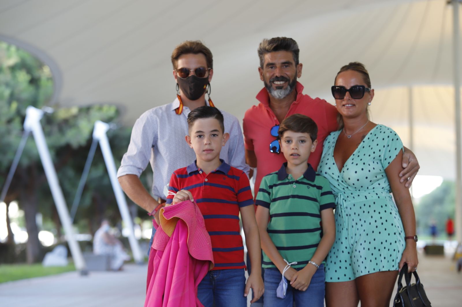 El diestro Daniel Luque lleva a cabo la 'Escuela de Toreo en las calles de Huelva'