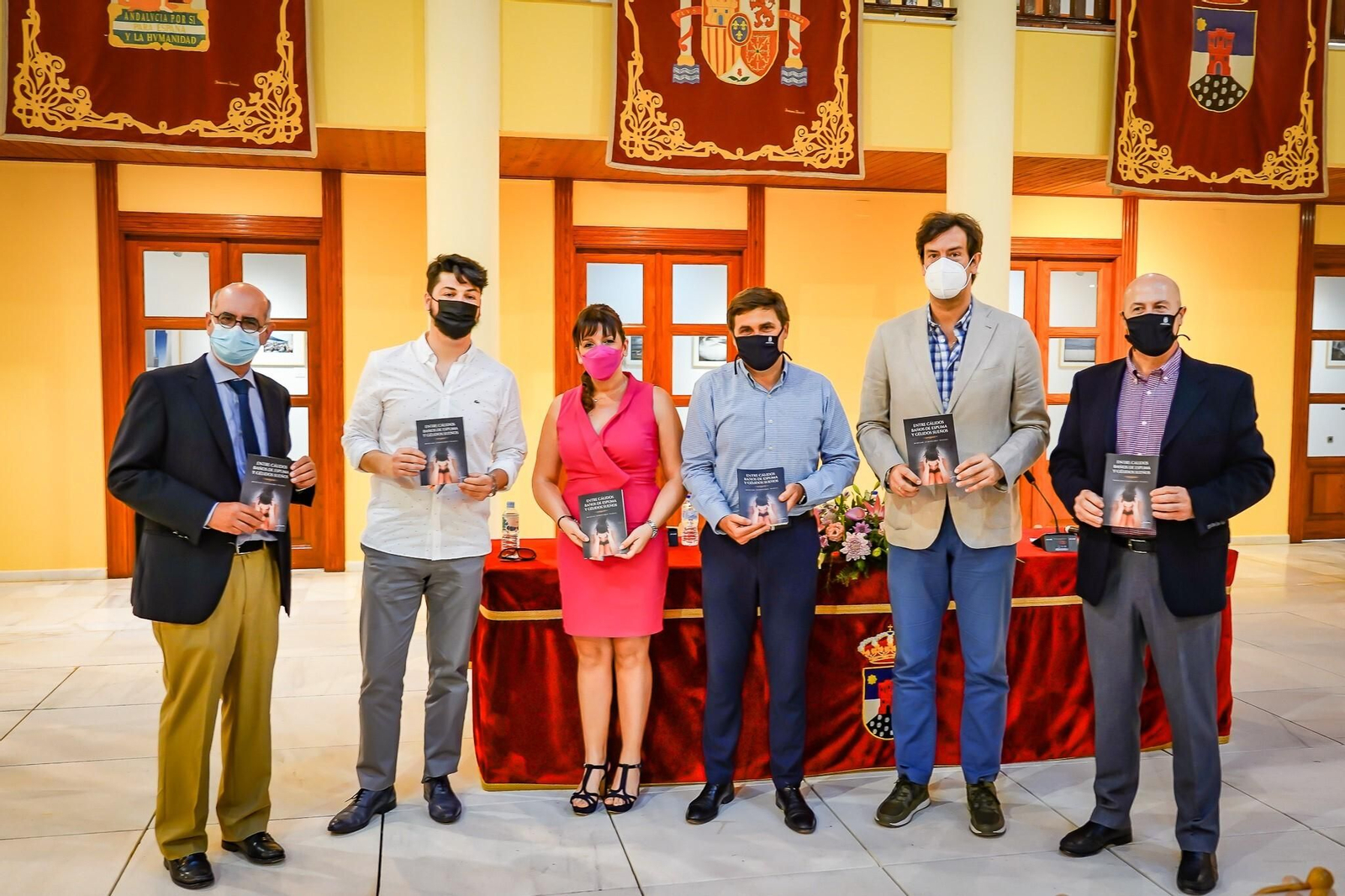 acto de presentación del libro 'Entre cálidos baños de espuma y gélidos sueños, de Miriam Jerónimo.