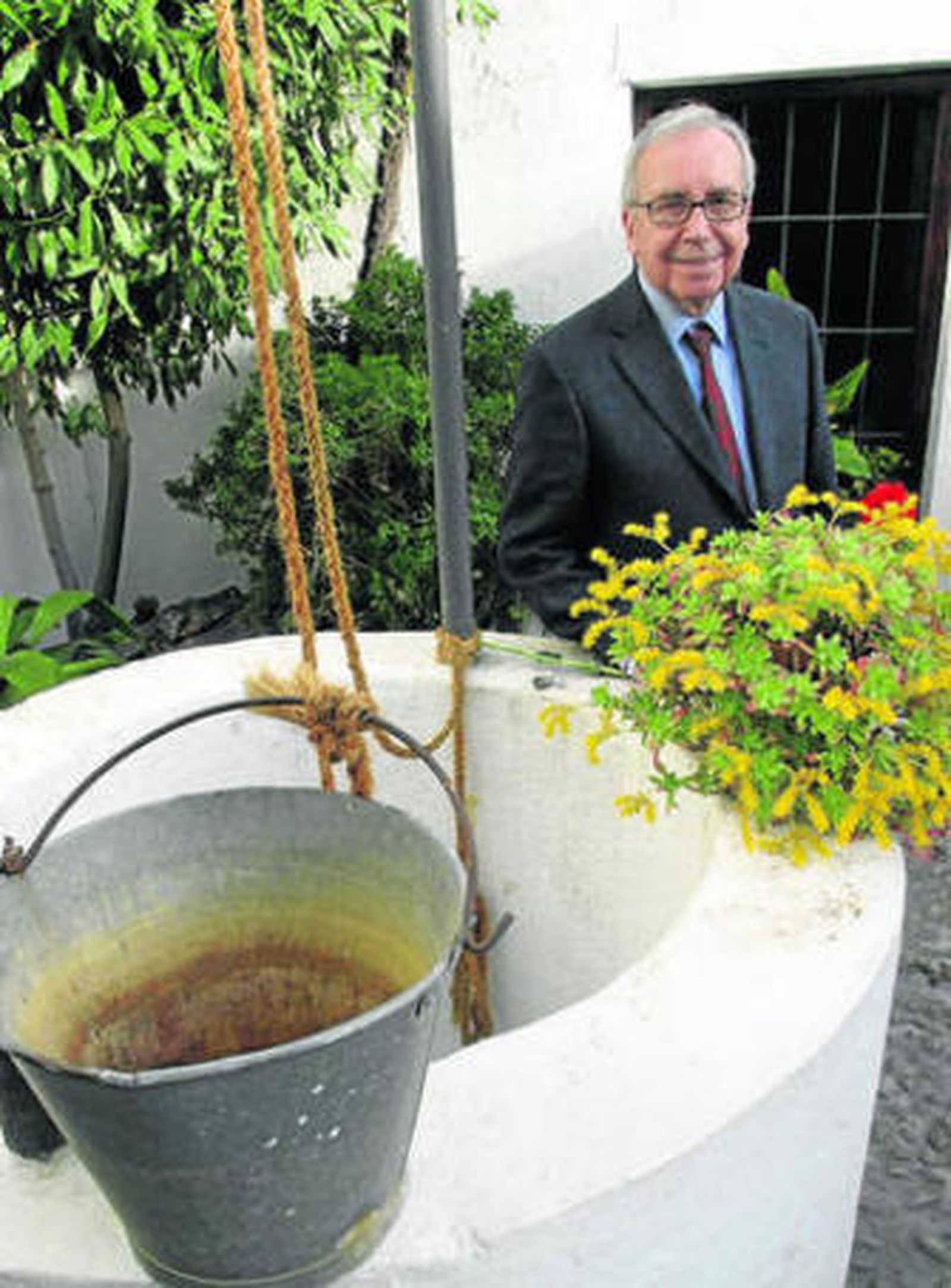 Poesía entre la geometría y el ensueño