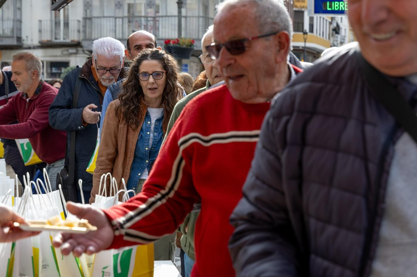 Izado de la Bandera de Andalucía y desayuno molinero con motivo del Día de Andalucía