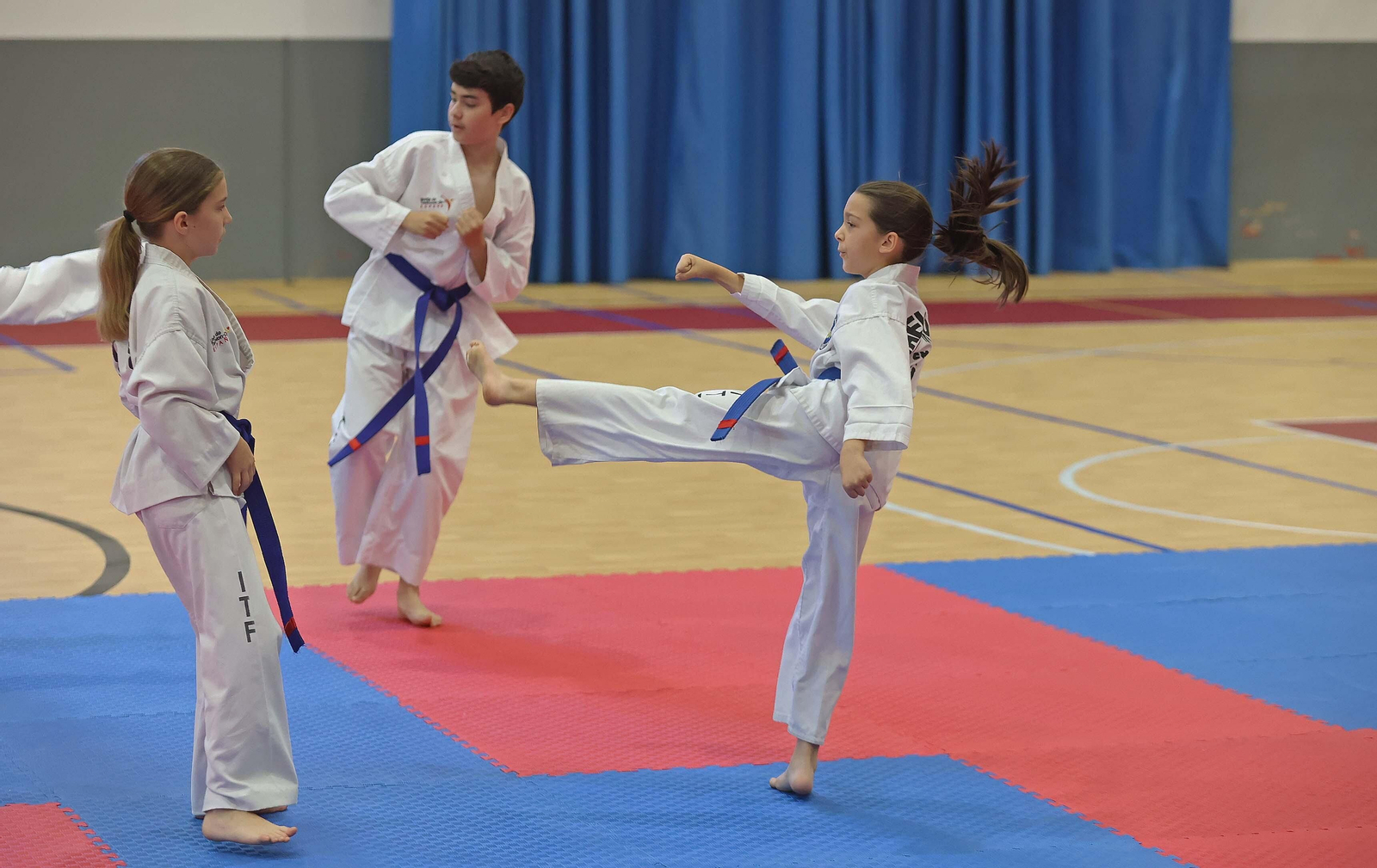 Imágenes de los exámenes de grado Taekwon - Do ITF en San Roque
