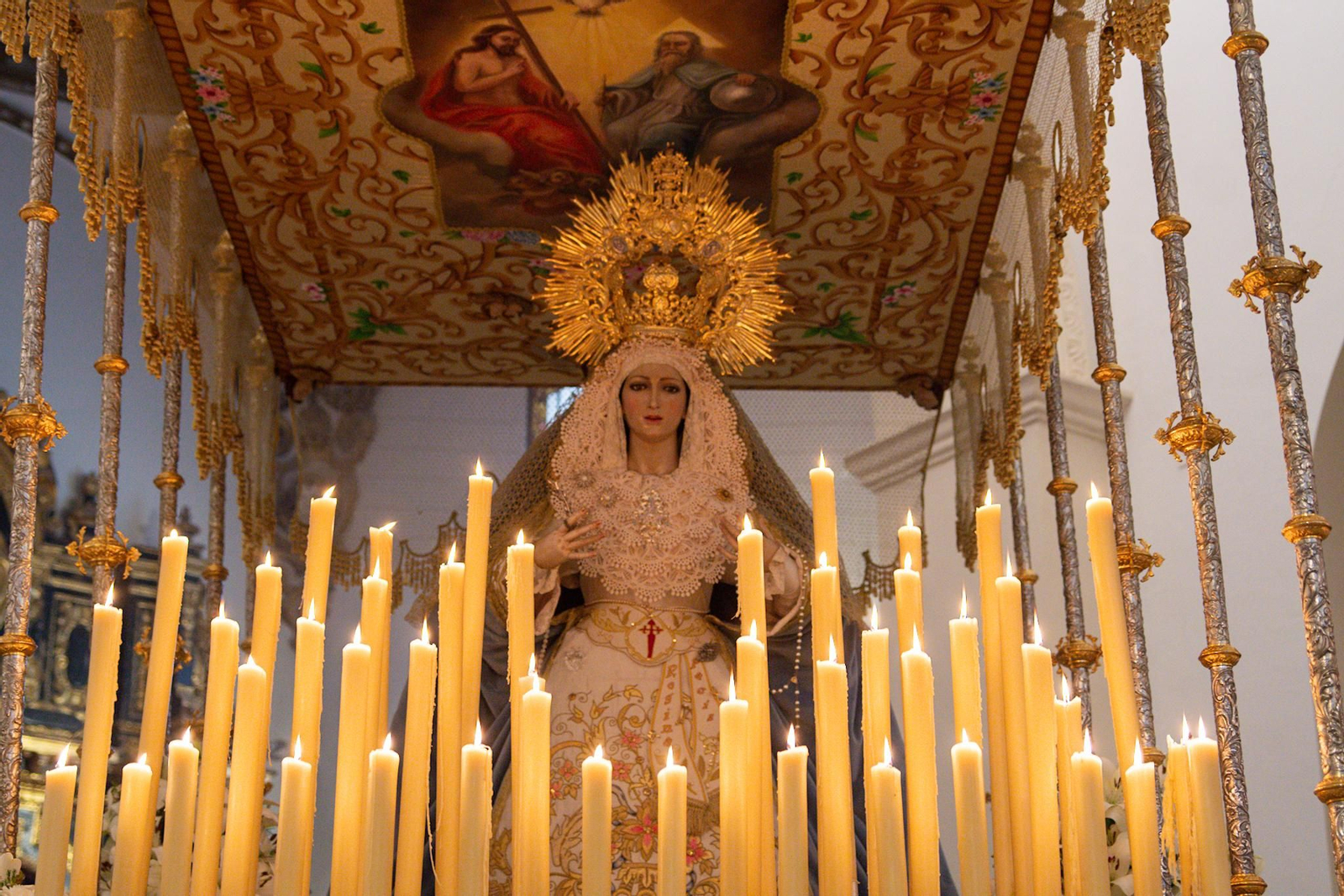 La procesión del Resucitado de Montilla y la Virgen de la Paz, en imágenes