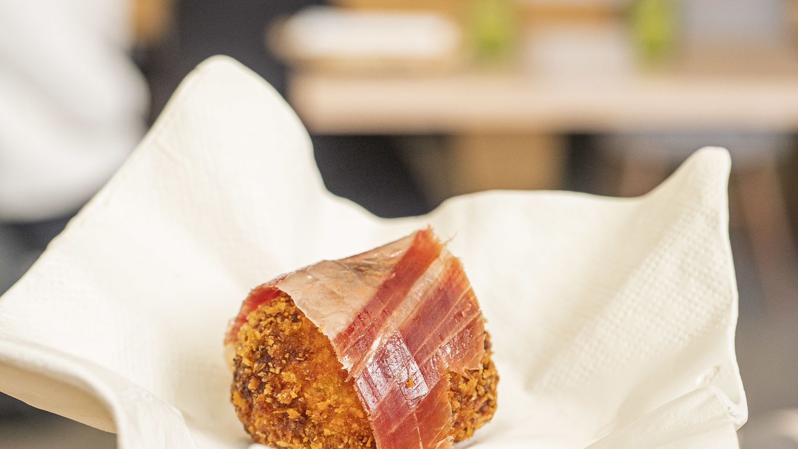 Croqueta de jamón de Cañitas Maite.