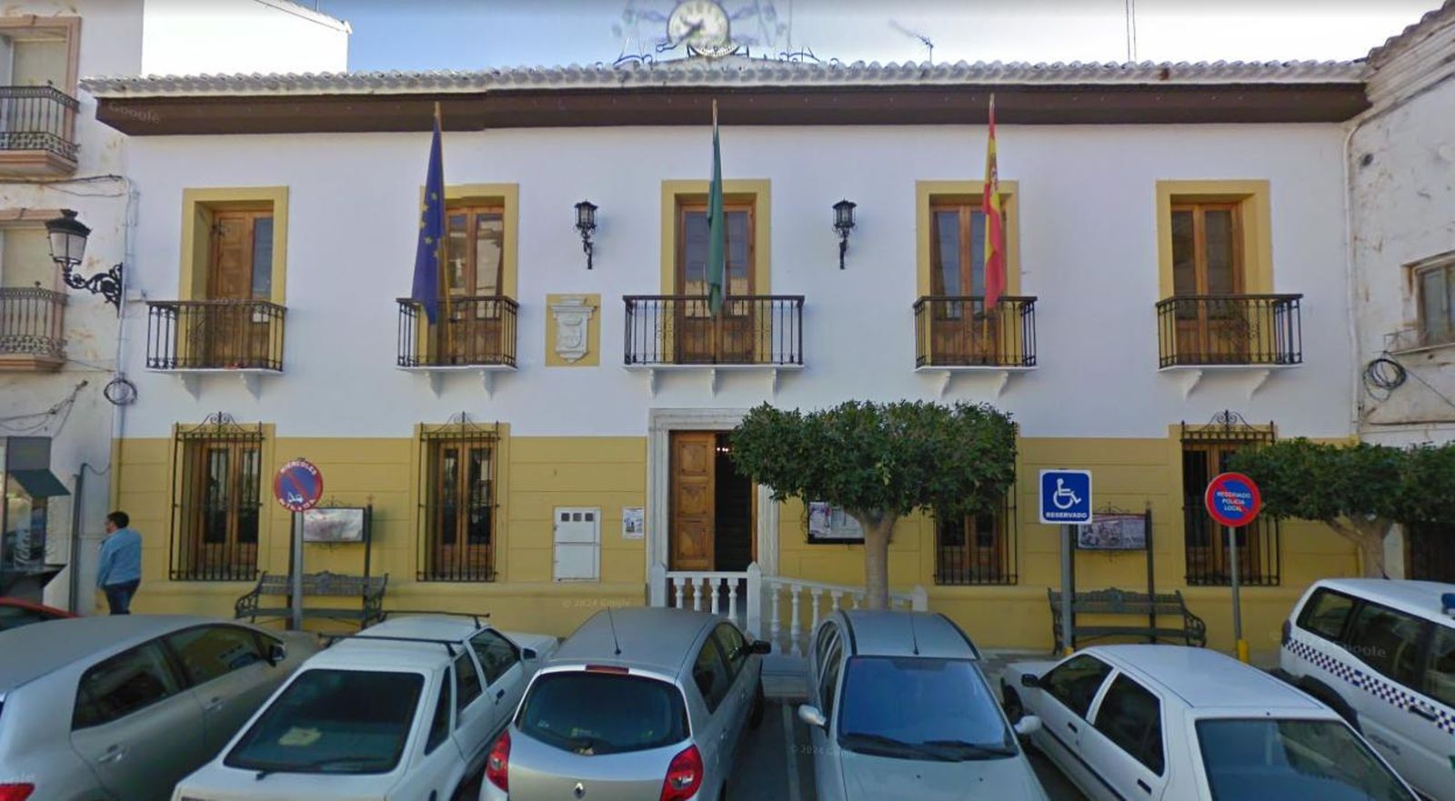 Fachada del ayuntamiento de Cantoria.