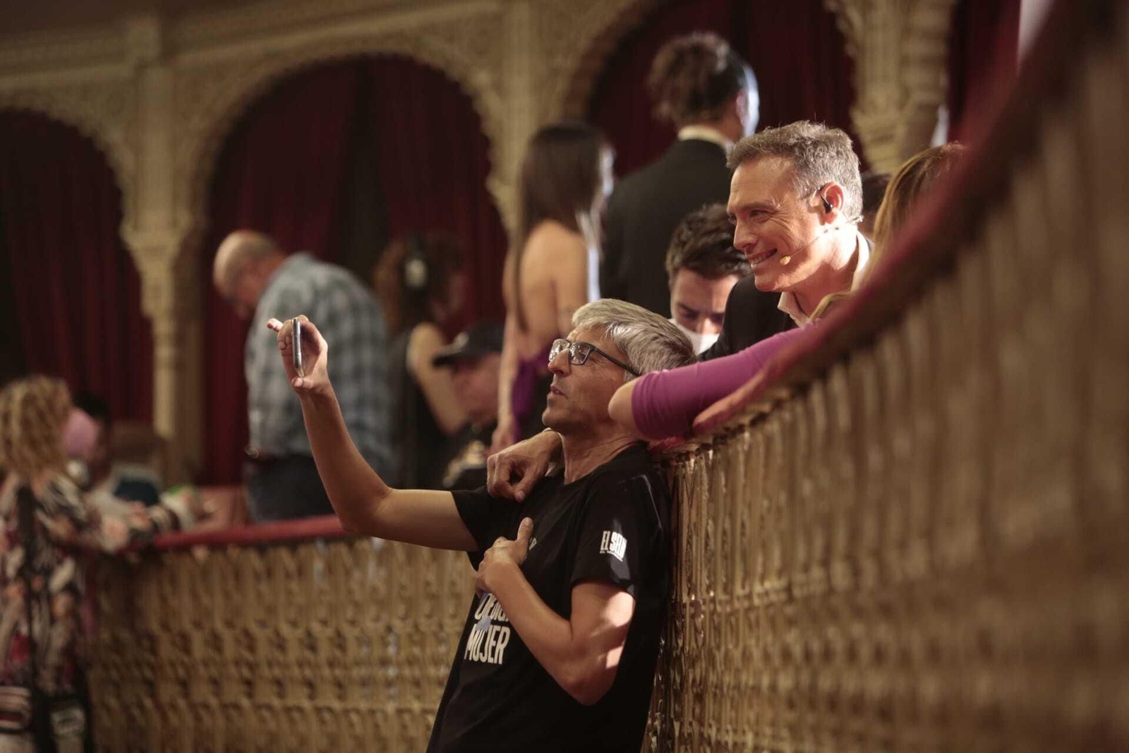 Publico asistente a la primera sesión del COAC