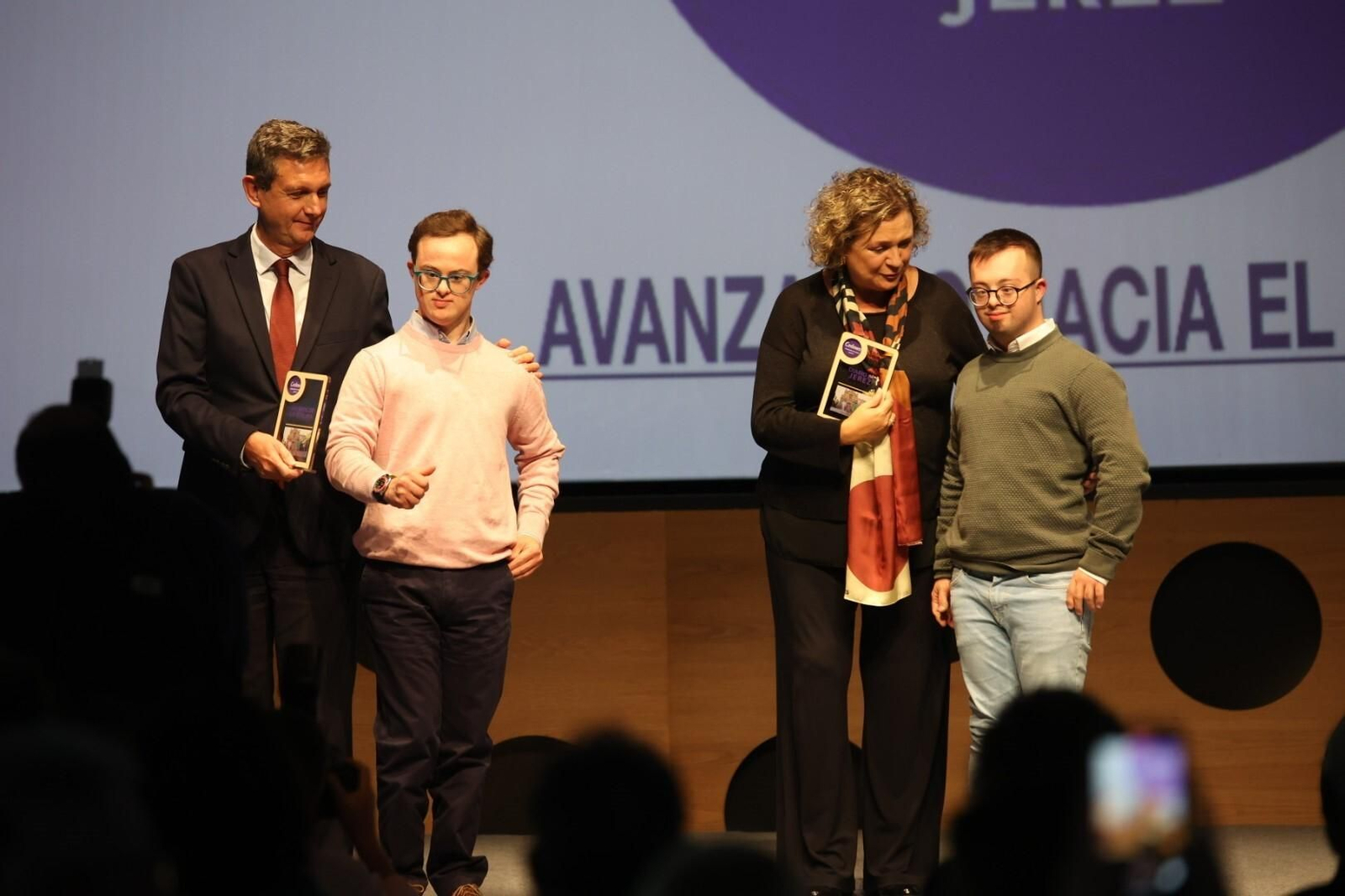 Presentación del calendario solidario de Cedown 2024