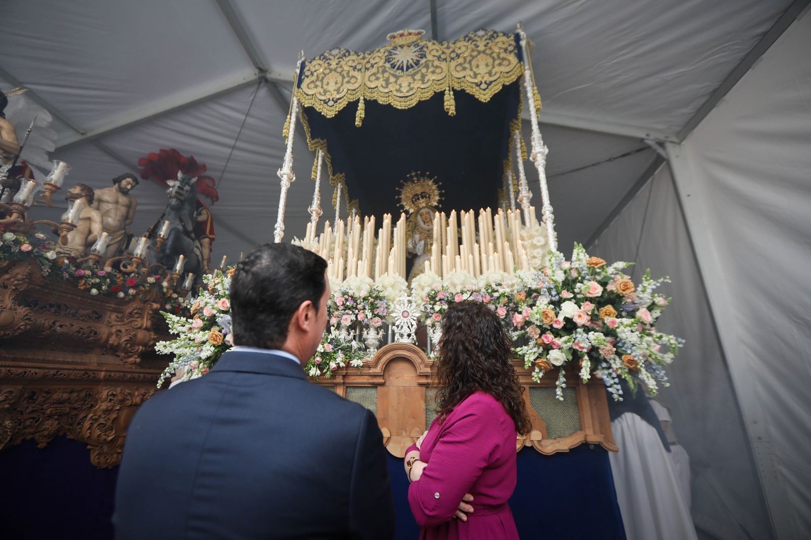 Mira como la cena sale a las calles de Almería tras las lluvias