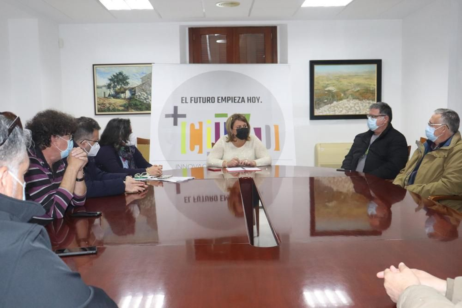 Elena Amaya durante una reunión con el comité de Navantia, este miércoles