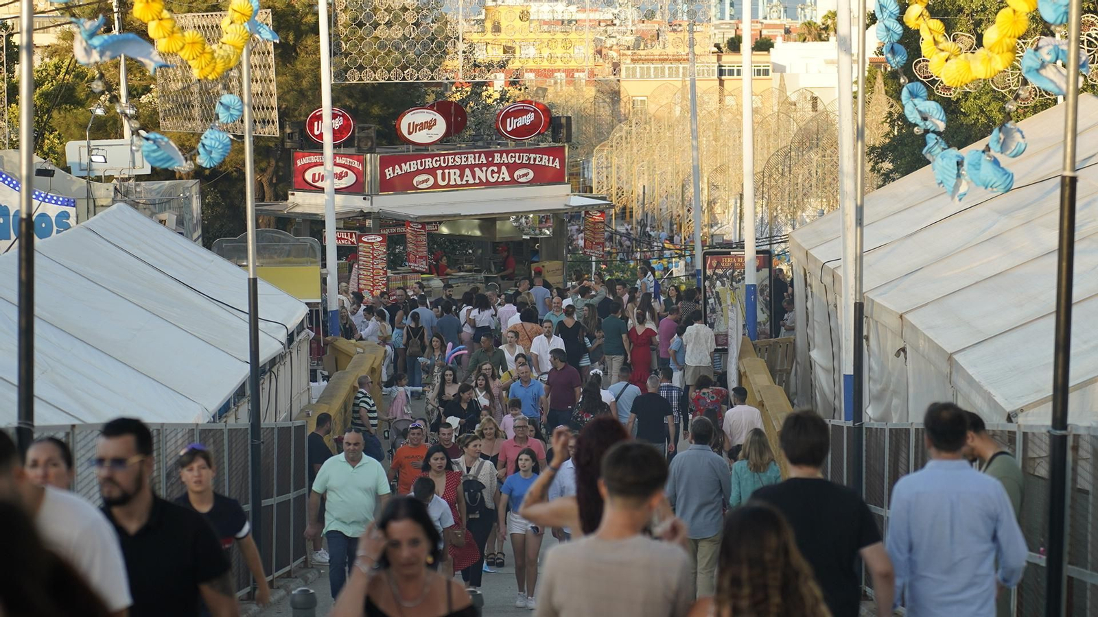 Búscate en las fotos del sábado en la Feria de Algeciras