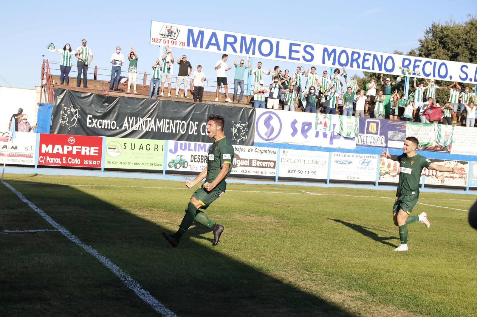 La victoria del Córdoba CF ante el CD Coria, en imágenes
