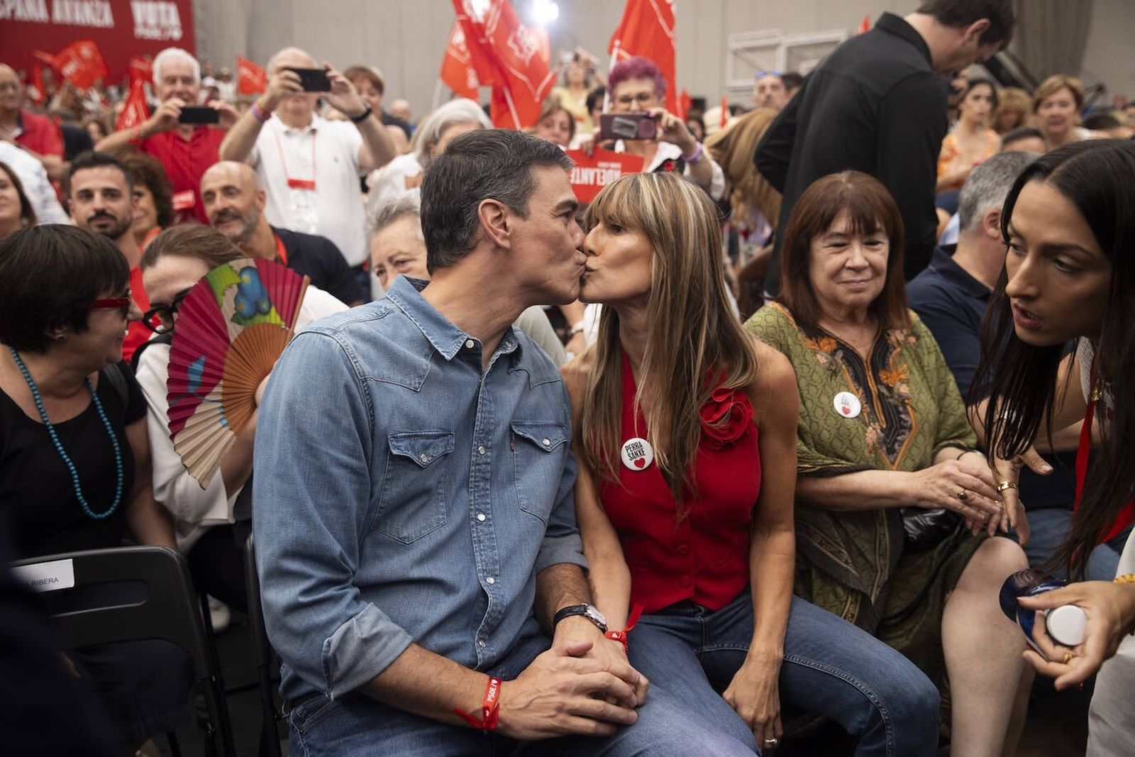 Begoña Gómez, mujer de Pedro Sánchez, sorprende a todos con esta chapa