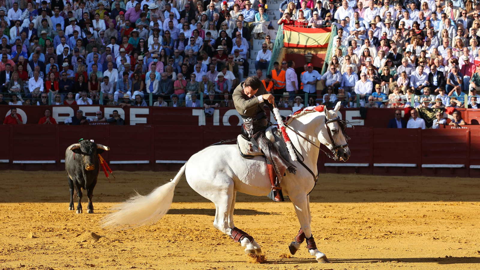 Andy Cartagena, Diego Ventura y Lea Vicens en la corrida de rejones de la Feria de Jerez 2024