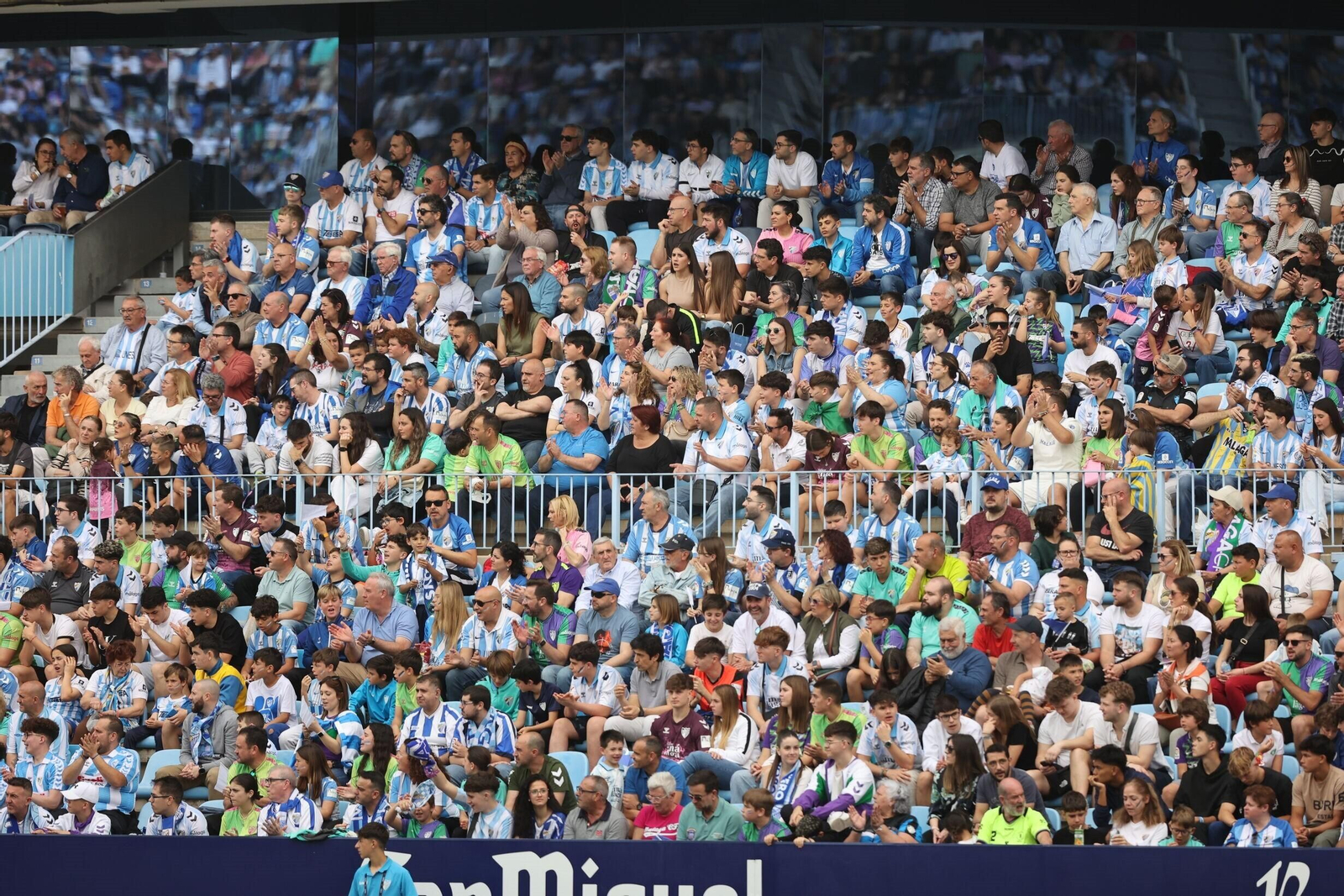 Búscate en las gradas del Málaga CF - Ceuta Búscate en las gradas del Málaga CF - Ceuta
