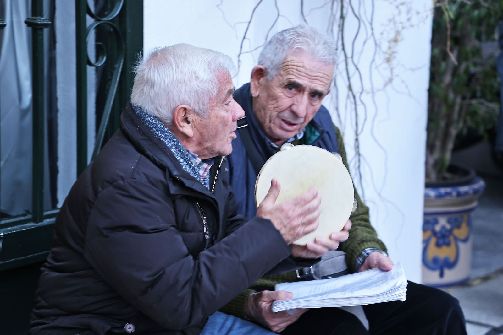 Imágenes de la Zambombaen la Hermandad del Rocío de Huelva