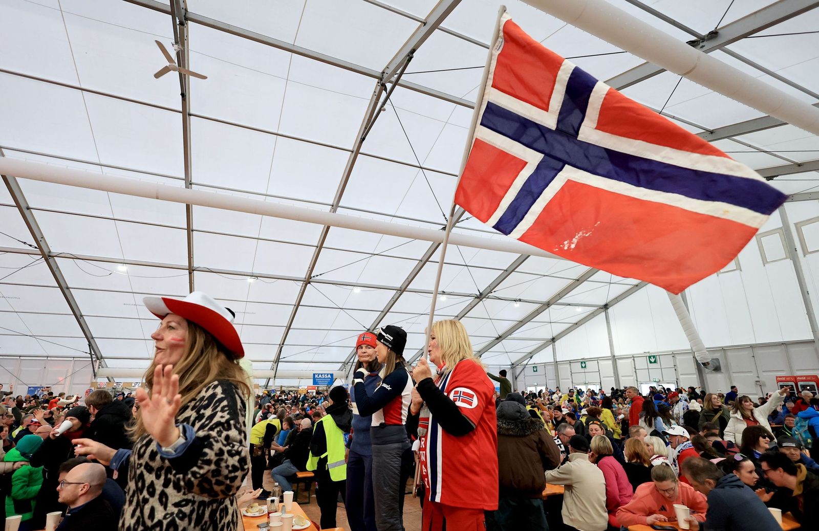 Las mejores fotos de los Juegos Olímpicos de invierno Milán Cortina d'Ampezzo 2026 | Jornada 13