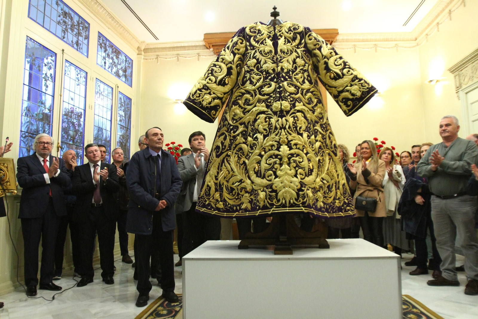 Presentación de la nueva túnica del Nazareno