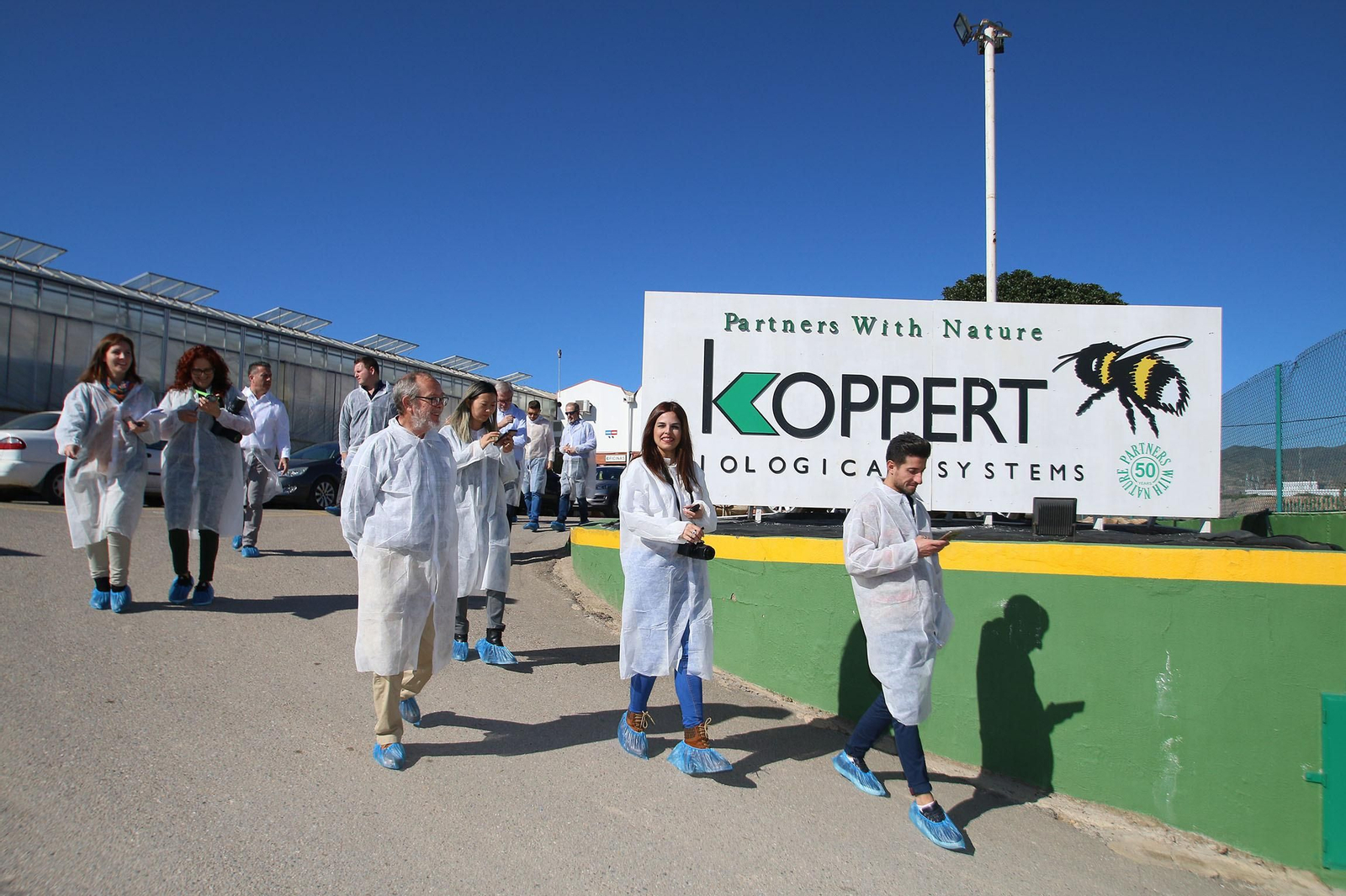 Fotogalería de la visita guiada a las instalaciones de Koppert en Águilas