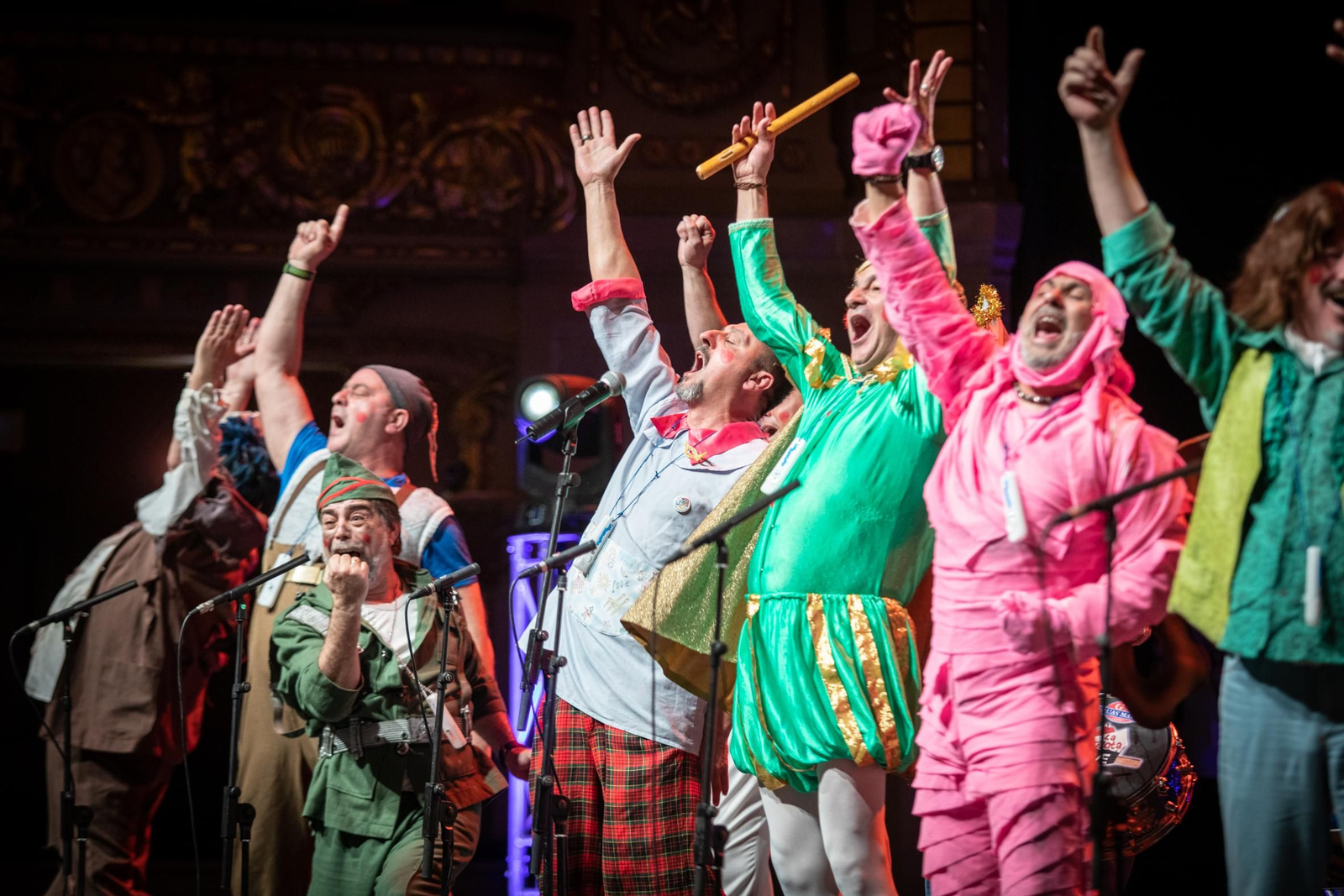 La antología del 'Love' sobre las tablas del teatro