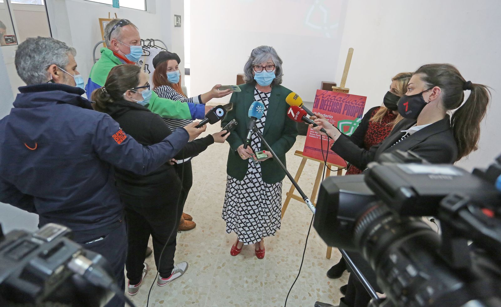 Pilar González, senadora de Adelante Andalucía, en su comparecencia en Jerez.