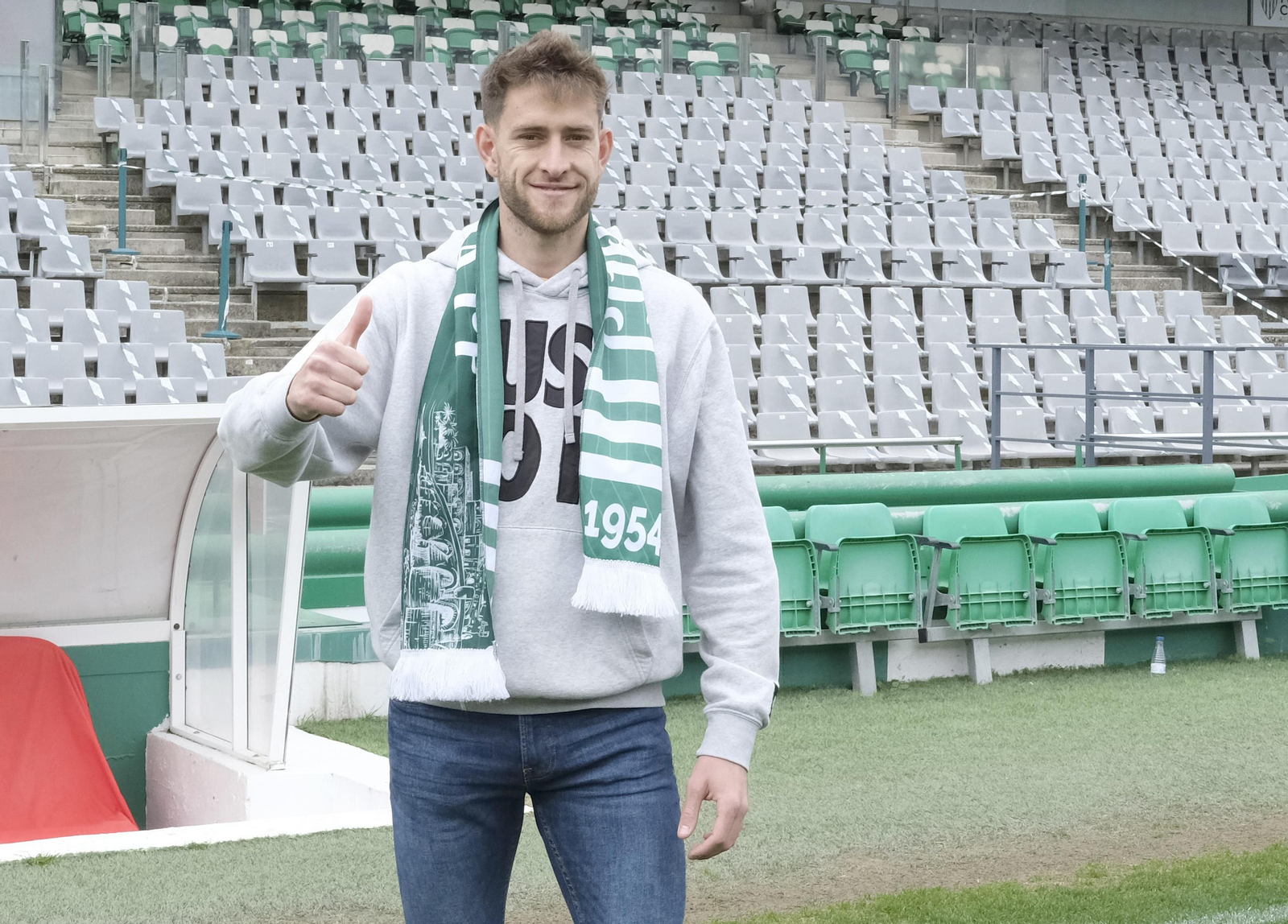 Las fotografías de la presentación de Nahuel Arroyo y Sidibé con el Córdoba CF