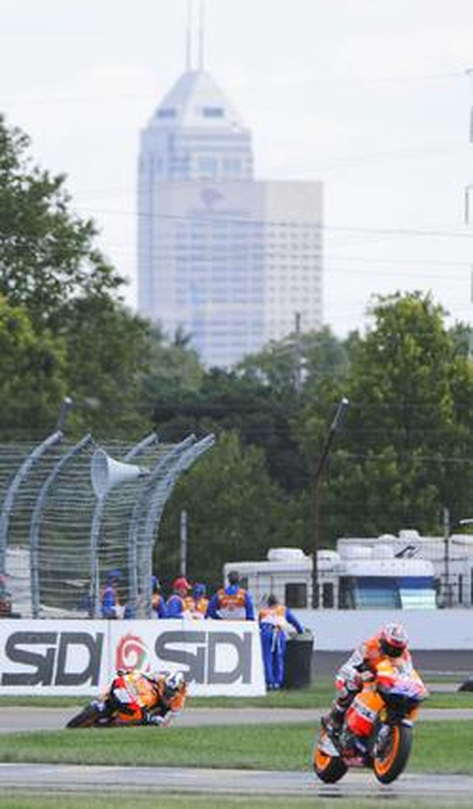 Grande fue la brecha abierta entre Stoner y Pedrosa.

Foto: efe