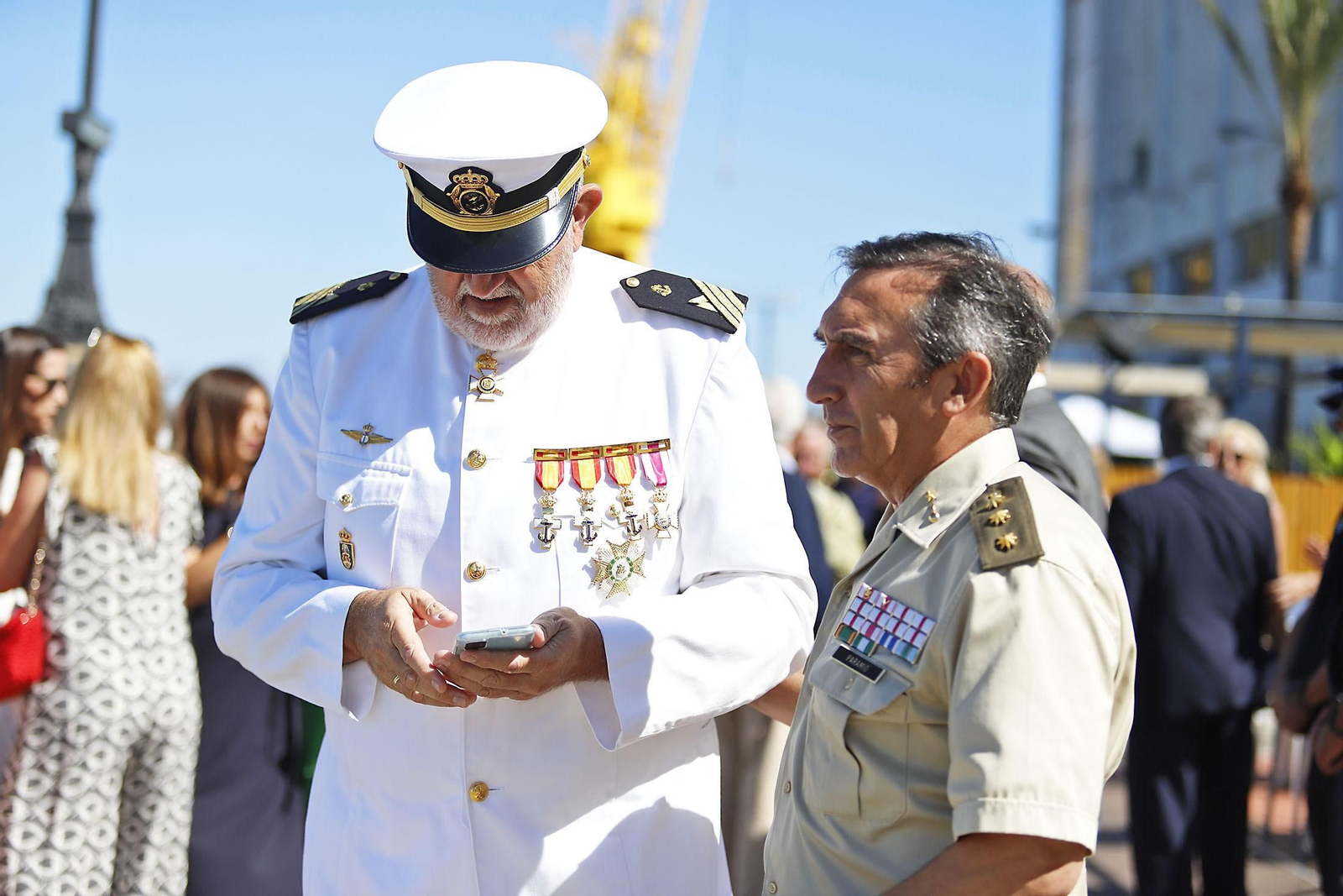Las imágenes de la Virgen del Carmen por la Ría de Huelva