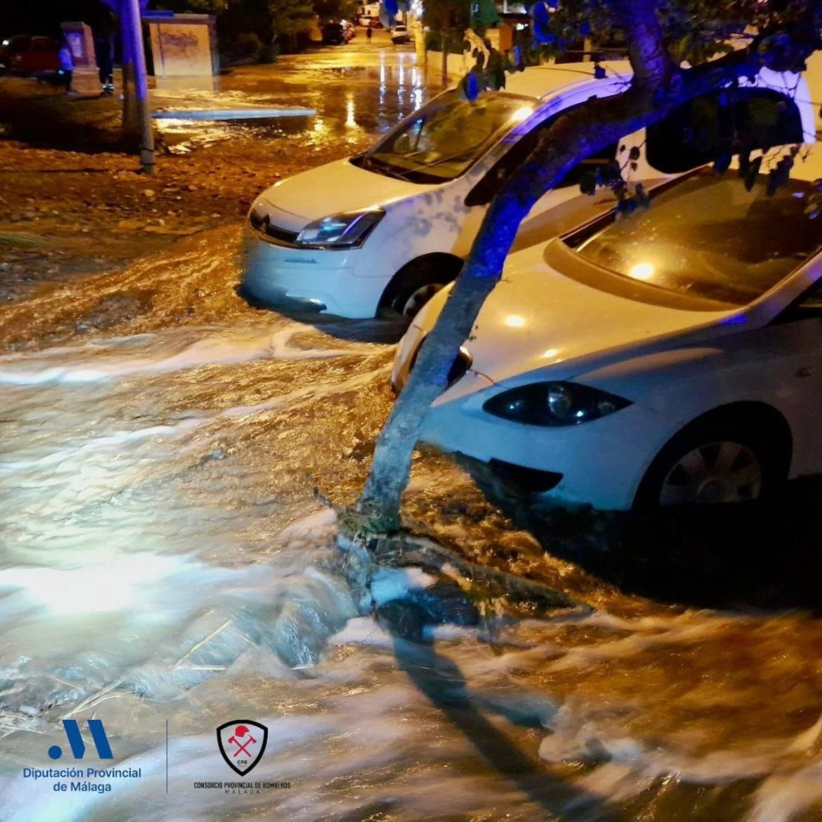 Vehículos afectados tras la avería