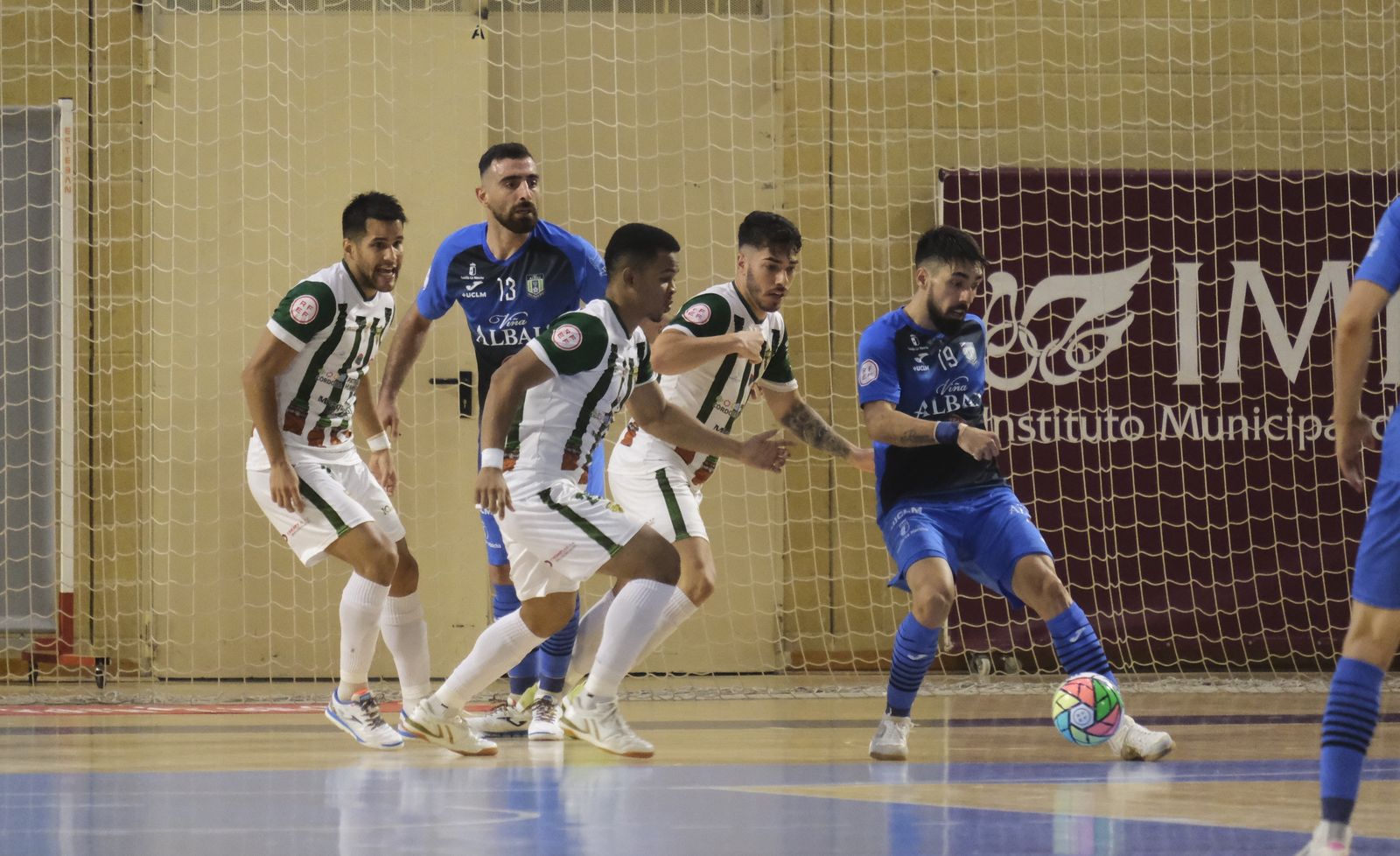 La victoria del Córdoba Futsal ante el Viña Albali Valdepeñas, en imágenes