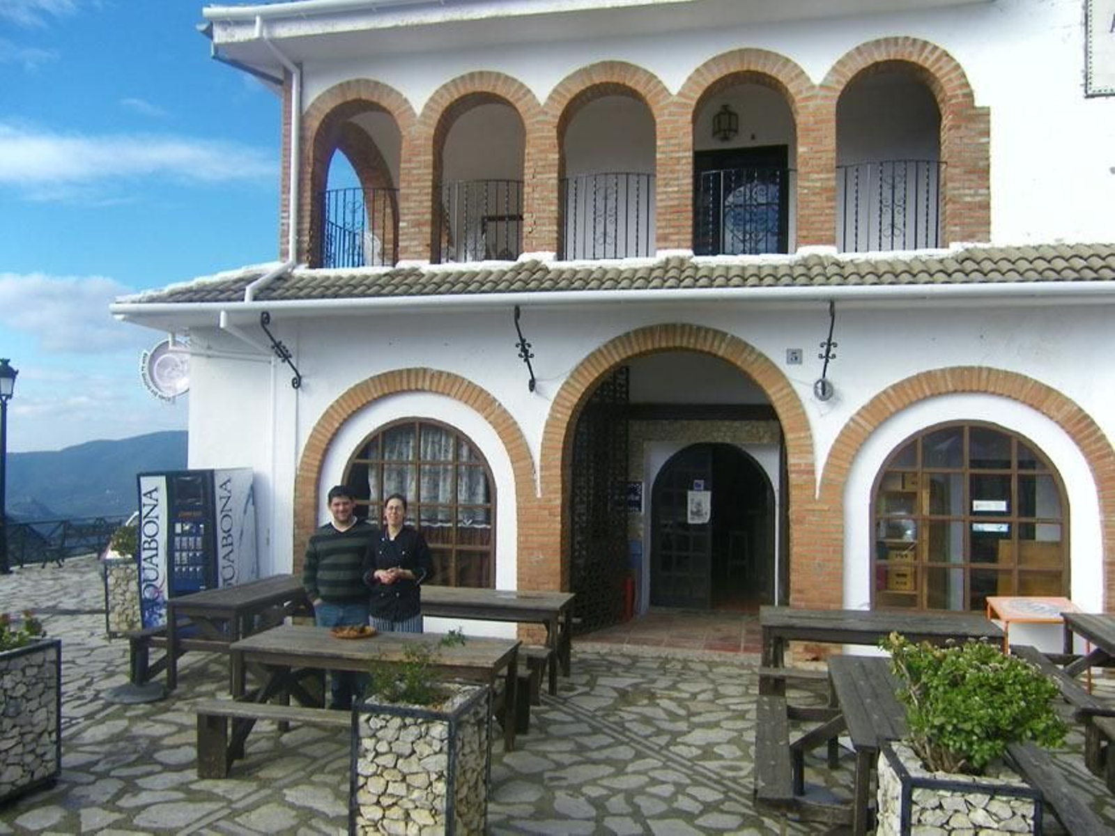 10 bares con terraza para comer en la provincia de Cádiz