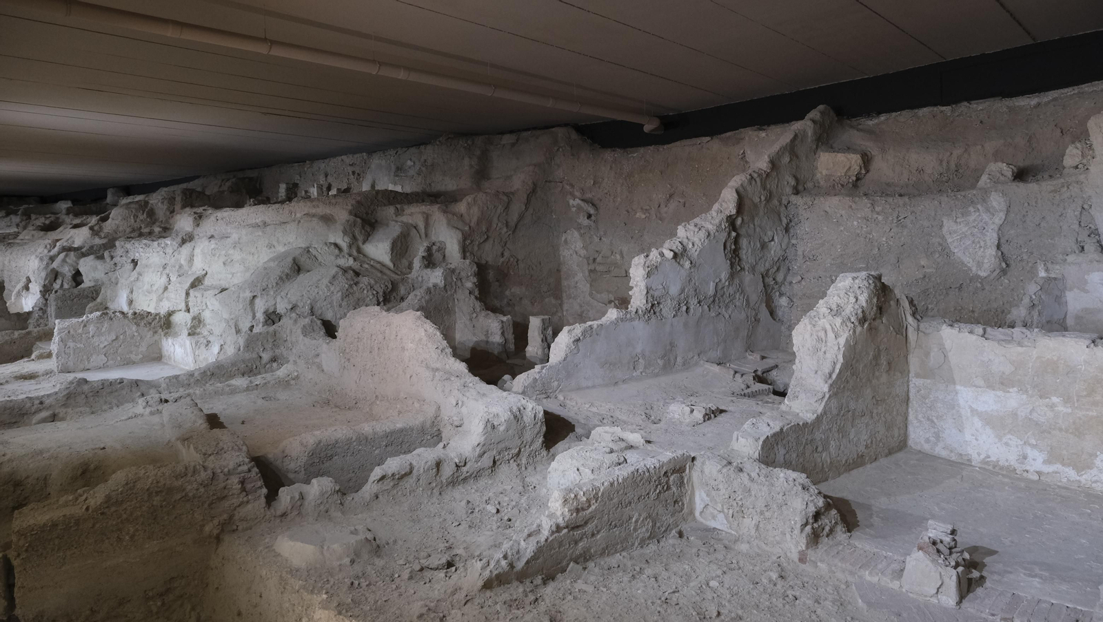 Imágenes del Barrio Andalusí en el Mesón Gitano, Almería