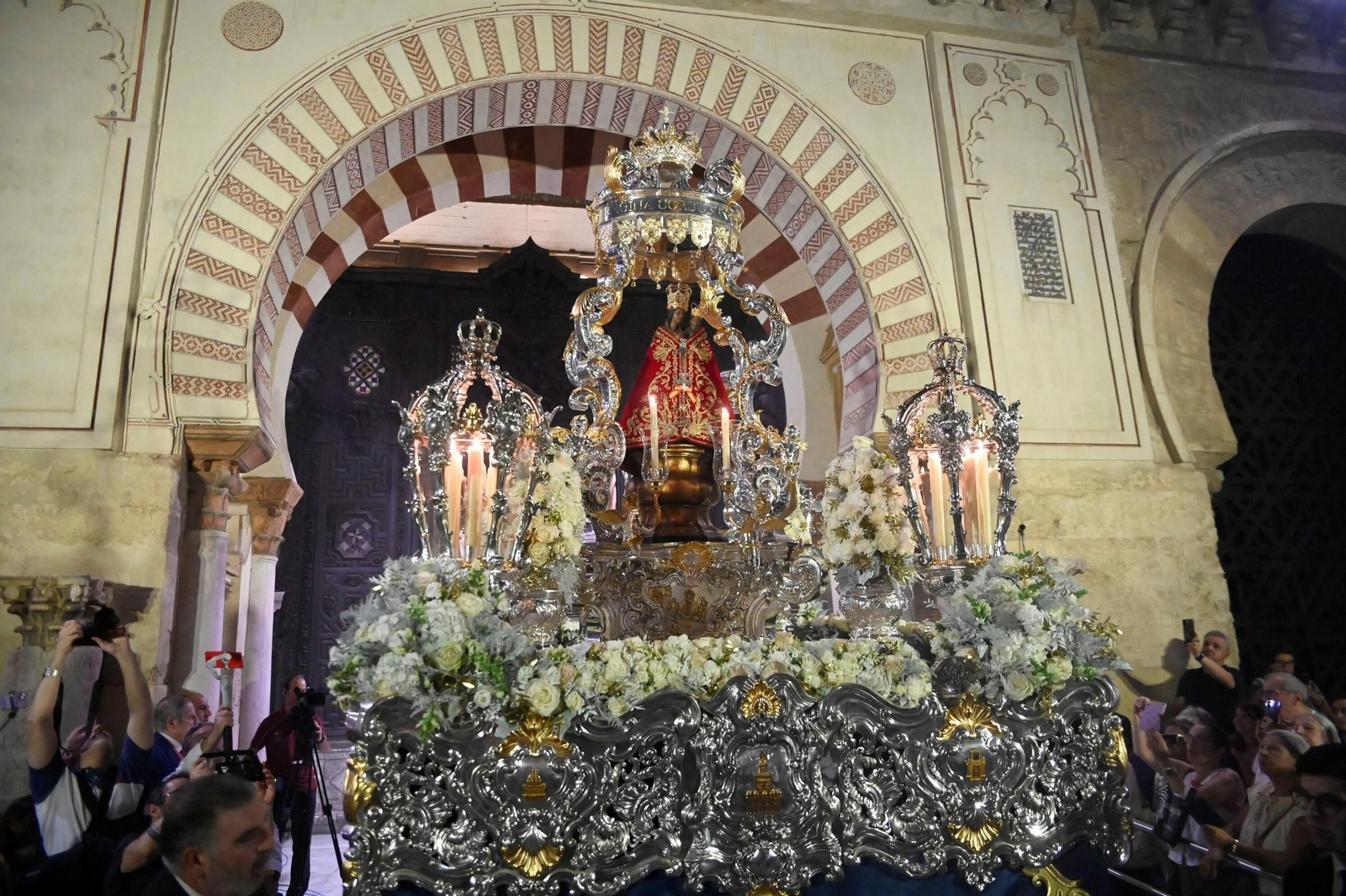 Las mejores imágenes del traslado de la Virgen de la Fuensanta a su santuario